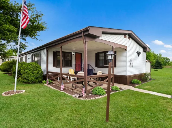 346 Stream View Dr, North Wales, PA 19454