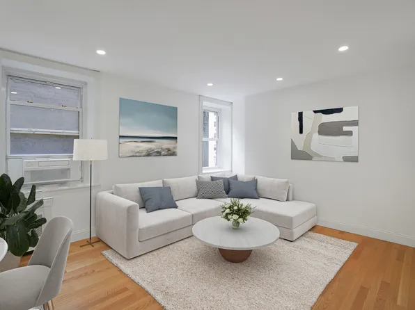 61 East 77th Street 5F image 1 of 10