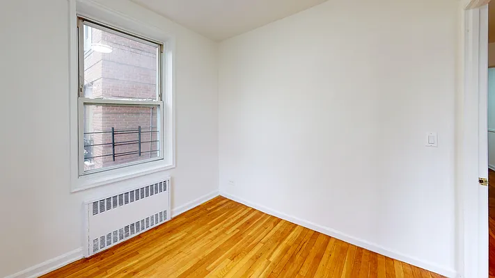 Rented by Bond New York | media 9