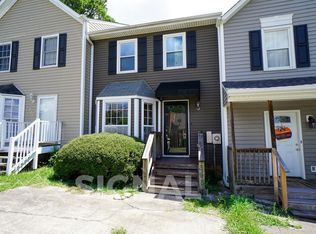 395 Jamestown Manor Dr, Gardendale, AL 35071