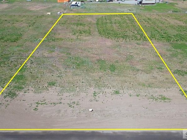 273 Heritage Ln, Saint Anthony, ID 83445