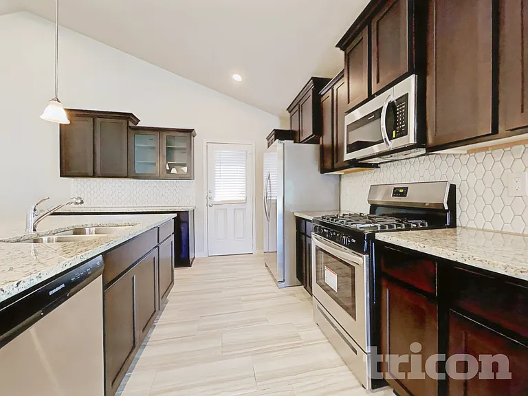 9838 Glen Brook Ln — Photo 20