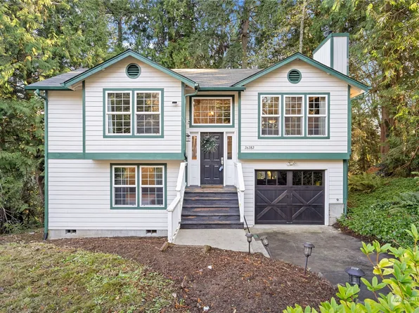 26282 Edgewater Place NW, Poulsbo, WA 98370