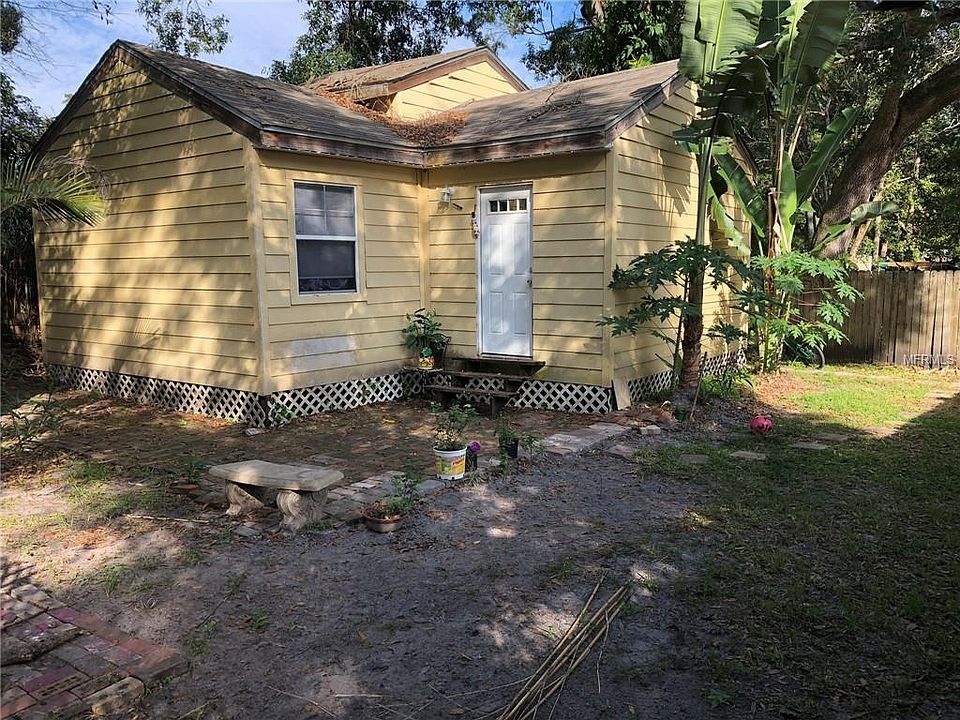 2nd image of 1907 W Fern St