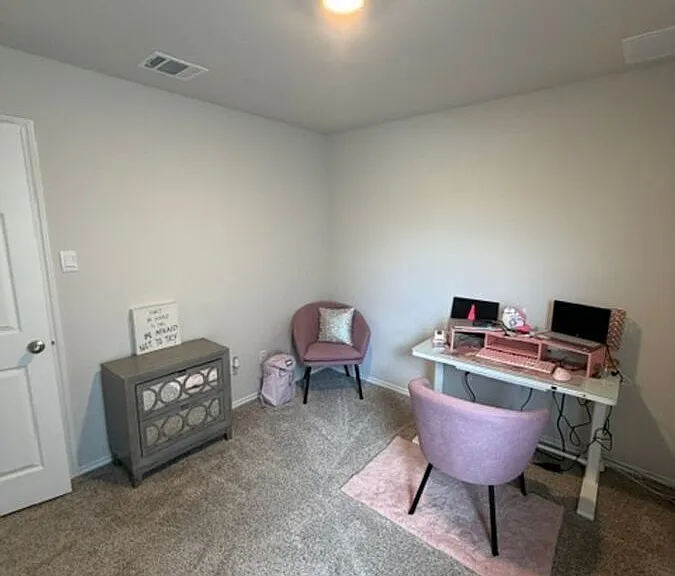 129 Hugh Dr — Photo 8