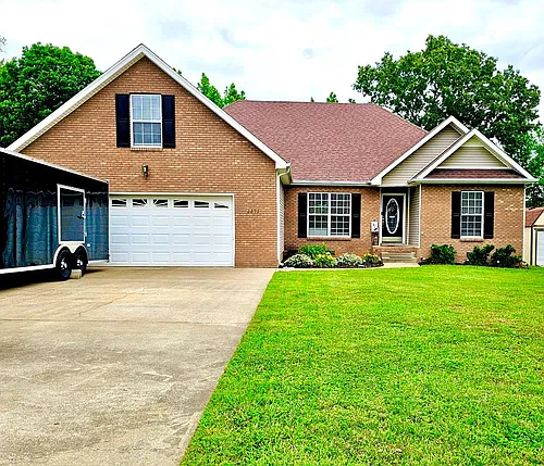 2871 Prince Dr Photo 1