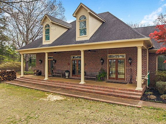 3rd image of 3490 Yager Dr