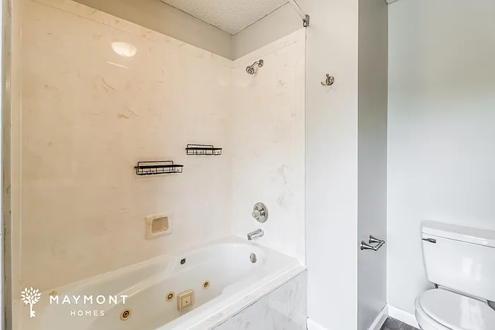 1612 Waldron Cv — Photo 14