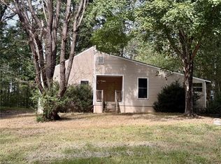 6515 Creek Run Rd, Walkertown, NC 27051