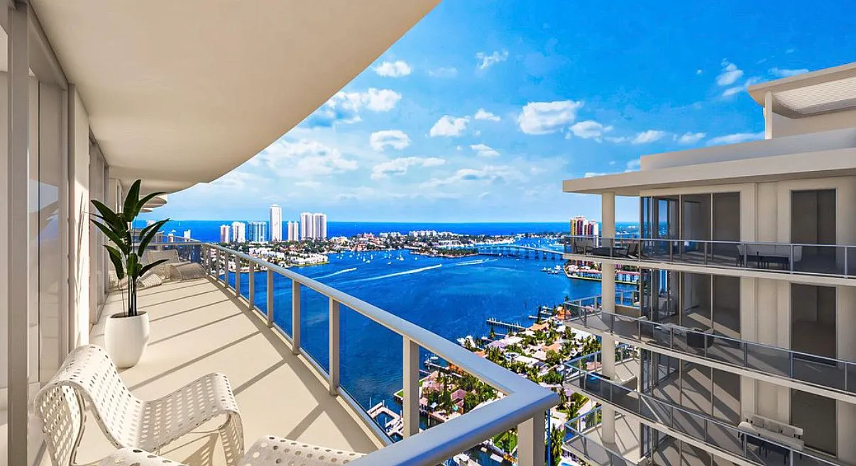 220 Lake Shore Dr — Photo 2
