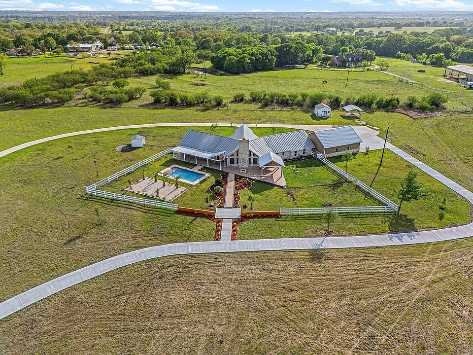 1st image of 2644 Linda Ln