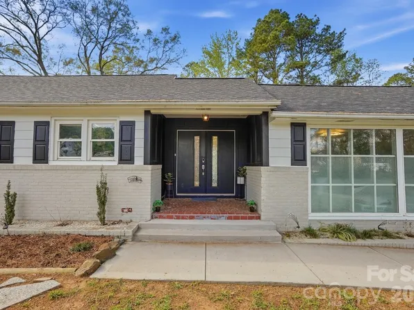 2104 Hillcrest Ave, Albemarle, NC 28001