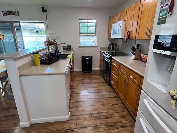 4th image of 91-1191 Kaiau Ave APT 1606