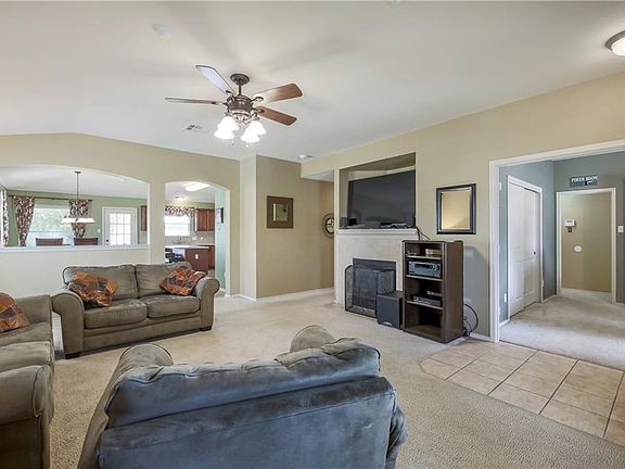5th image of 3112 Corrigan Ln