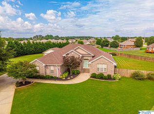 13518 Sweet Pea St, Athens, AL 35613