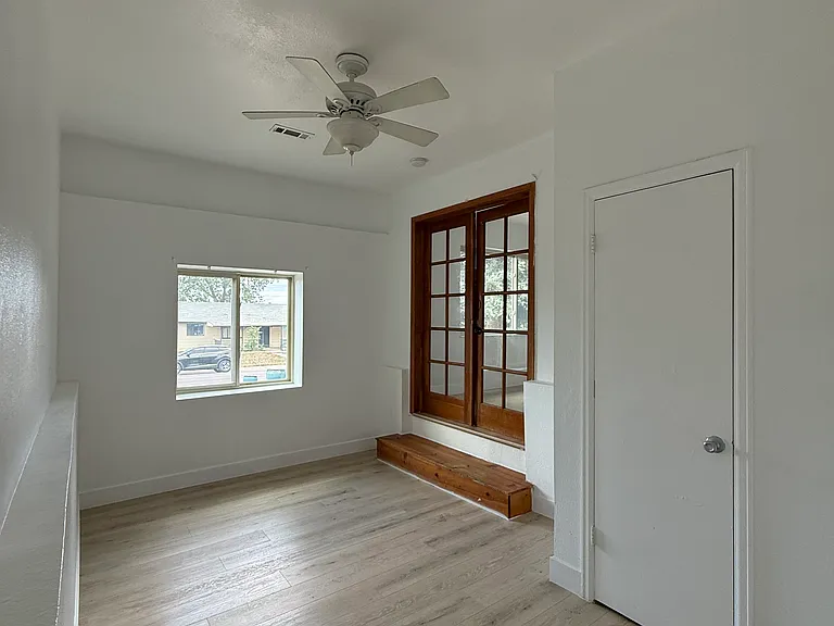3566 W Amherst Ave — Photo 5