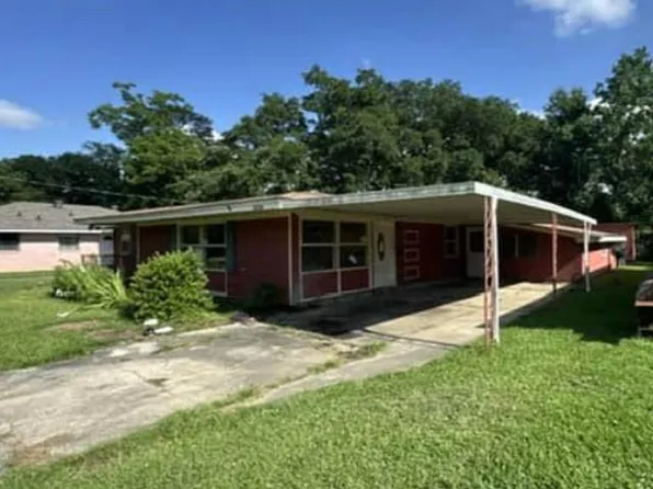 6034 Clayton Dr, Baton Rouge, LA 70805