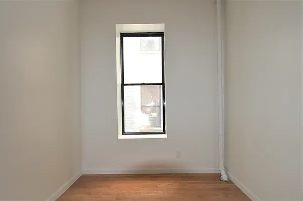 Rented by CITY SKYLINE REALTY INC | media 3