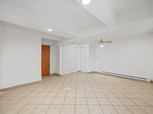 3607 Irwin Avenue image 20 of 25