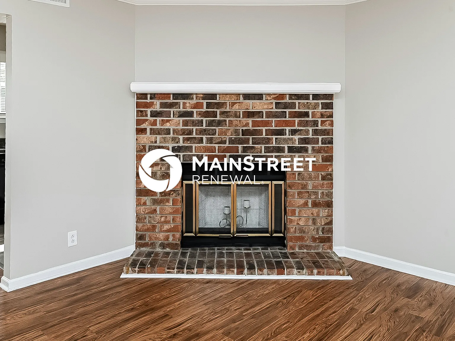 3213 E Lake Dr — Photo 4
