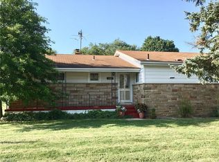 2581 Carson Rd, Akron, OH 44333