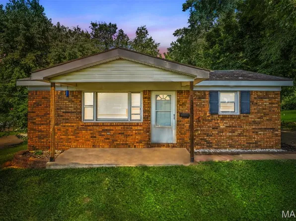 111 6th St, Park Hills, MO 63601