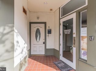 9 E State St #B, Media, PA 19063