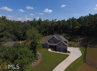 2 Westwind Dr, Newnan, GA 30263