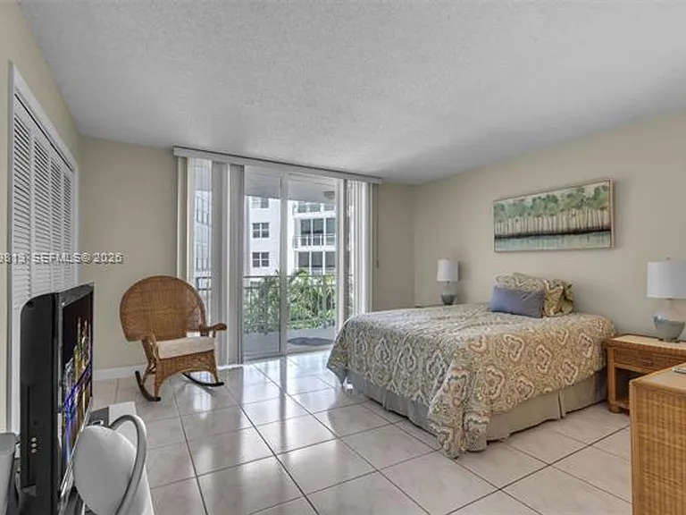 600 Grapetree Dr #4DS — Photo 23