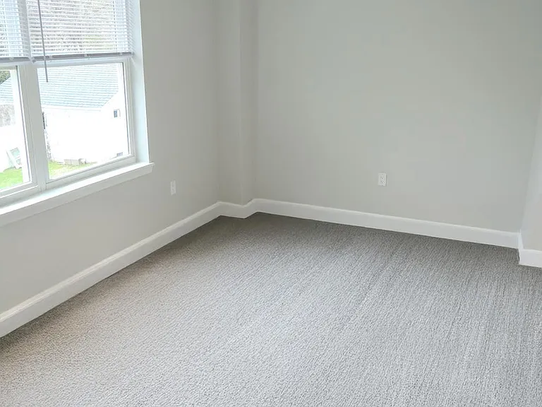520 East Ave — Photo 11