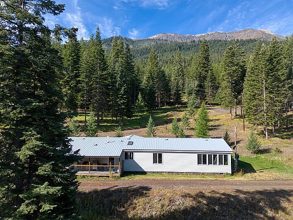 2nd image of 61216 Old Ski Run Rd