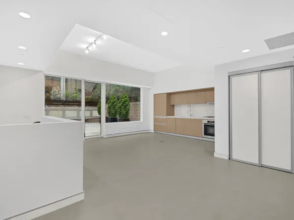 459 West 18th Street image 15 of 22