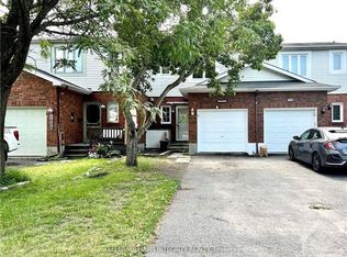 1476 Launay Ave, Ottawa, ON K4A 3R9