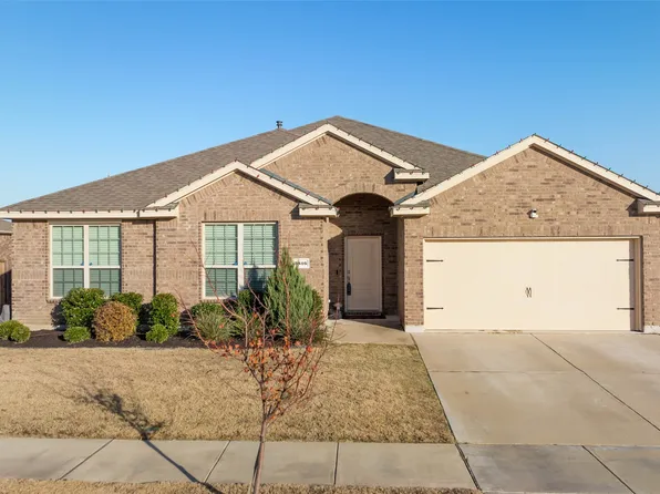 3816 Waldorf Dr, Denton, TX 76208