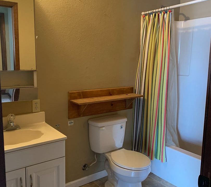 915 Shawnee Bend One Apartment Rentals Sunrise Beach, MO Zillow