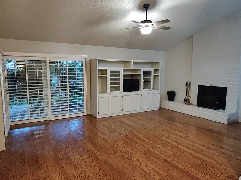 3421 W Los Altos Ave — Photo 9