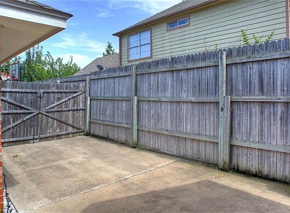 4th image of 5408 Summit Peak Dr
