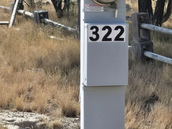 322 Dove Creek Dr, Spring Creek, NV 89815