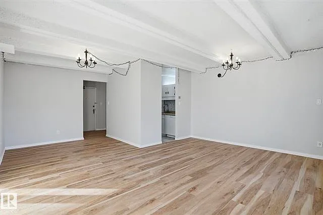 9918 101st St NW — Photo 37