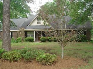 23 Edinburgh Ct, Richmond Hill, GA 31324