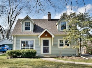 738 S Highland Ave, Arlington Heights, IL