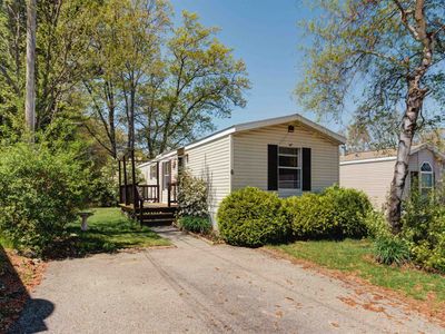 6 Village Lane, Hudson, NH, 03051