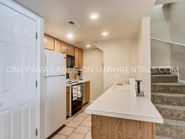 112 W Cougar Blvd #307-M, Provo, UT 84604