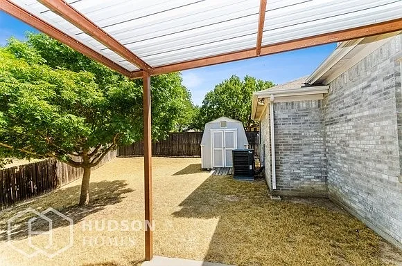 2309 Summer Brook Dr — Photo 15