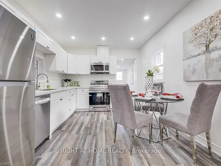 120 Tisdale St N — Photo 12