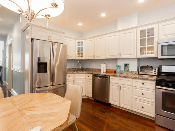 152 L St #1, Boston, MA 02127