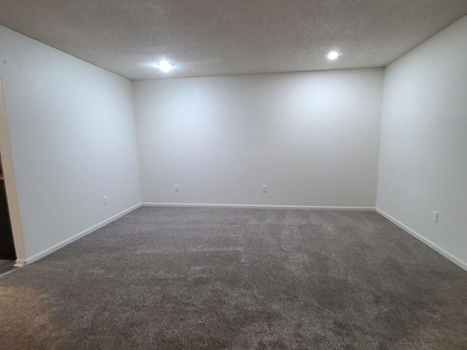 158 NW Vesper St, Blue Springs, MO 64014 Zillow