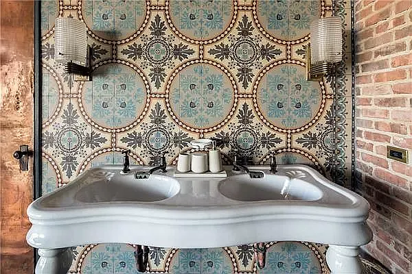 Rented by Platinum Properties | media 12