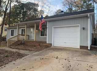 114 Trappers Run Dr, Cary, NC 27513