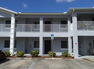 1328 SE 8th Ave, Cape Coral, FL 33990